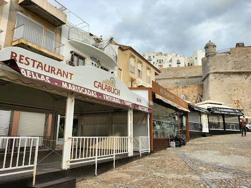 Restaurante Calabuch: Delicias mediterráneas en el corazón de Peñíscola 1