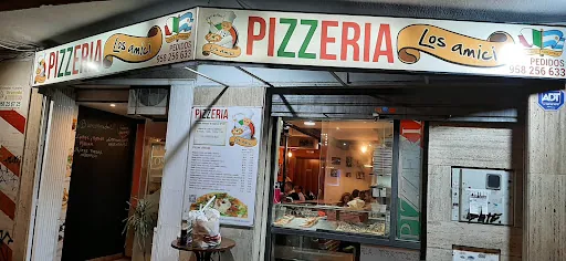 Portada principal 111 Pizzeria Los Amici: Sabor auténtico italiano en el corazón de Granada
