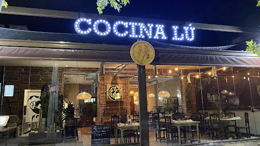 Cocina LÚ: Un rincón gastronómico en Boadilla del Monte donde cada plato cuenta una historia y los sabores te transportan a un festín único