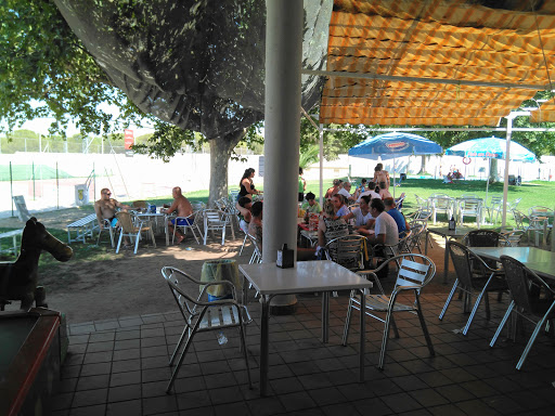Restaurante la piscina: Sabor excepcional en un entorno familiar y acogedor 34 AF1QipOx26epOk5Z