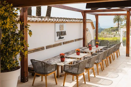 Casa Bernardi: Deléitate con auténtica cocina mediterránea en un rincón encantador de Benissa