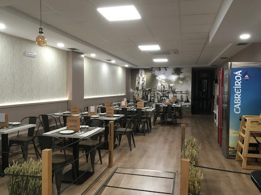 Ventura: Sabores italianos en O Carballiño que te encantarán 46