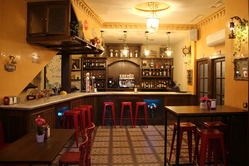 Restaurante La Cabaña: Sabor auténtico en el corazón de Jarandilla 1 AF1QipP0JL7Ts oIj0pZN6p