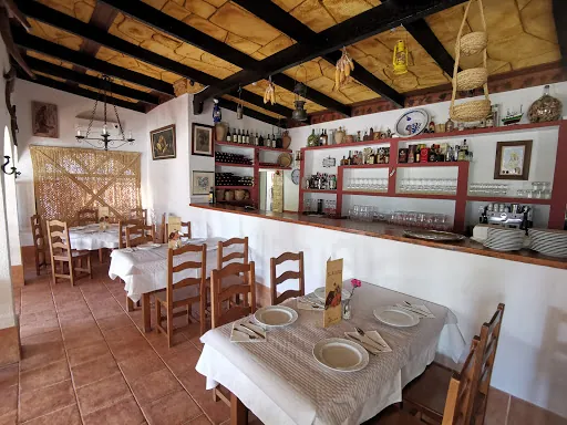 Venta El Albero: Sabor auténtico en Jerez con un toque familiar 1 Venta El Albero: Sabor auténtico en Jerez con un toque familiar