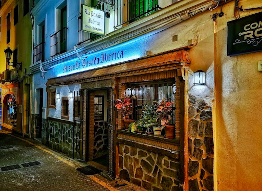 La Posada Ibérica: Sabores irresistibles en el encantador Nerja 29 AF1QipP2yEZgNntoc1qJkdZWFsga S5rbRU sNuKfjK5