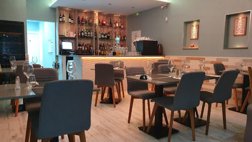 Quisine Restaurant: Sabores internacionales en un ambiente familiar en Orihuela 1 AF1QipP4L81 nFuA75hLj32VjrEjb6i7Z3P9w1MRQLU