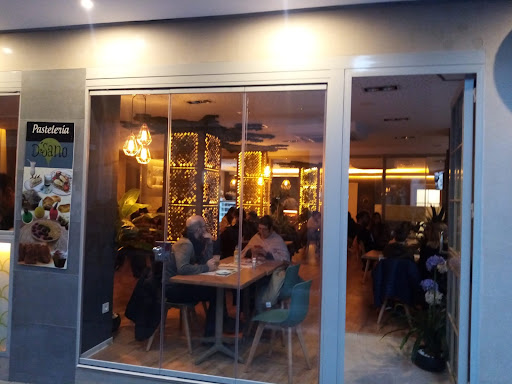 Palacio Andaluz Teteria Almona: Un rincón árabe en Granada con el mejor tajine y atención encantadora 1 AF1QipP4jcOa6V c jXols8DmZ8n9YqoZfPrGQLtvjp9