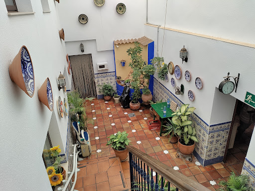 Restaurante Casa Paco Maestre - Aldea Quintana: Sabores auténticos en un ambiente familiar en La Carlota 57 AF1QipP5zSL7fLtPtibXBBeui 1j 9GYsm2 L iJYnha