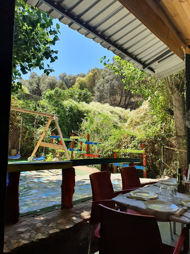 Asador La Granja, España: Delicioso pollo asado en plena naturaleza 26 AF1QipP5zZ NMojMOllLTWFybI62klssCDcbS7ZEv8R4
