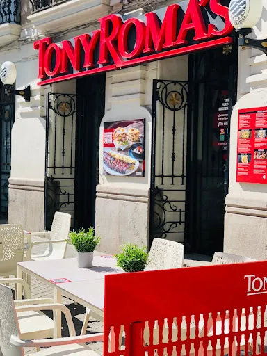 Tony Roma’s – Plaza Cánovas: Costillas legendarias en el corazón de Valencia