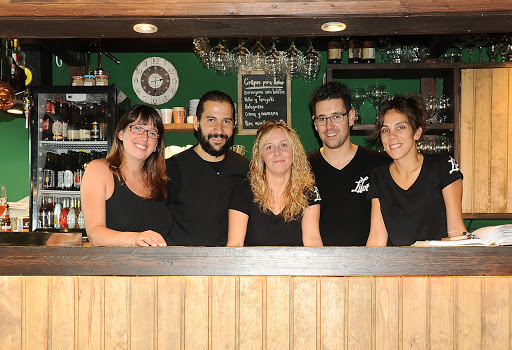Sabores vegetarianos en Soria: el encanto de Creperia Lilot espera por ti 30 AF1QipP6VfLaj5LIWaaaSYg6kv yQkzpL1lF0rwaWm9N