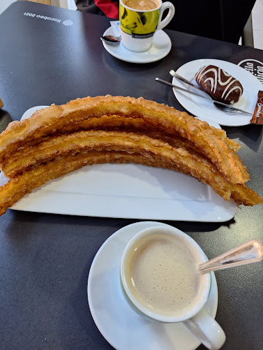 La Churre + Que Churros: Deliciosos churros en el corazón de Motilla del Palancar 1 AF1QipP7FCjoebOxqWuEUuj0ZlUKDIbPMKXnyH KpZvy