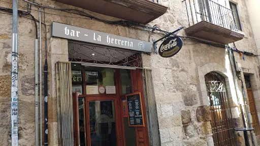 Bar La Herreria: Sabores de Zamora en un ambiente familiar y acogedor