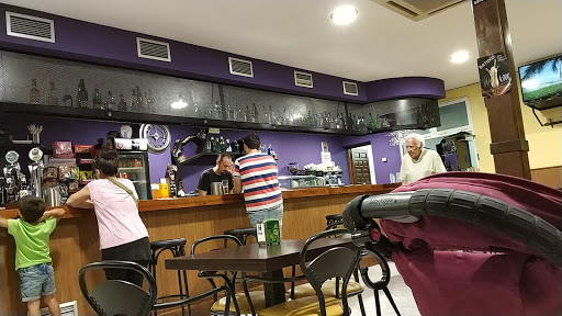 Bar El Pocho: Sabores auténticos y un ambiente acogedor en Berlanga de Duero 2 AF1QipP7fZaK9aAqoOZFH4WOxEf 1I1MUEqk50jEMKlP