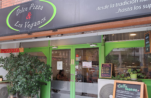 Dolce Pizza y Los Veganos: Sabores vascos en el corazón de Barcelona 45