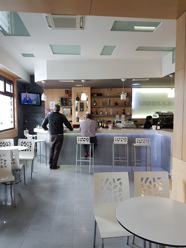 Orellas: Delicioso bacalao y ambiente familiar en Bande 27 AF1QipP9pva uvG411RpK9Zy90H79DcgIa7kKfE2 vfz