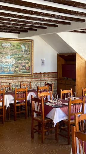 Restaurante Meson La Noguera: Sabores auténticos en Valverde de Júcar 1 AF1QipPA1J z3ct rSTt