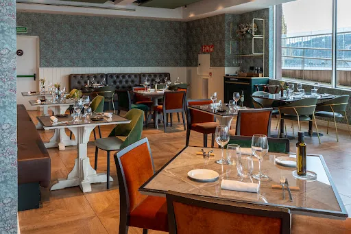 Aldapeta Gastrobar: Sabores únicos en el corazón de San Sebastián