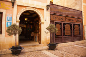Princesa Elima: Sabor mediterráneo en un rincón encantador de Brihuega 9 AF1QipPBW1AT8TQQuoCRy u2ymbl AC5a Hdf5mJidpc