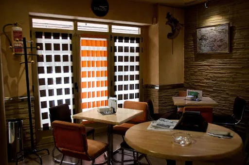 Café Bar Orly: Un rincón acogedor en Palencia donde saborear lo mejor del café y tapas caseras