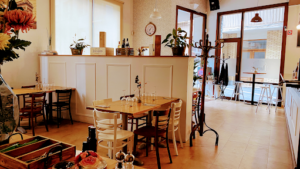 Restaurante Nueve: Delicias mediterráneas en Barbastro, un lugar que encanta 11 AF1QipPCdBIclgdBtA0lgxsJwYr2XaSSmGoan0CJ bYP