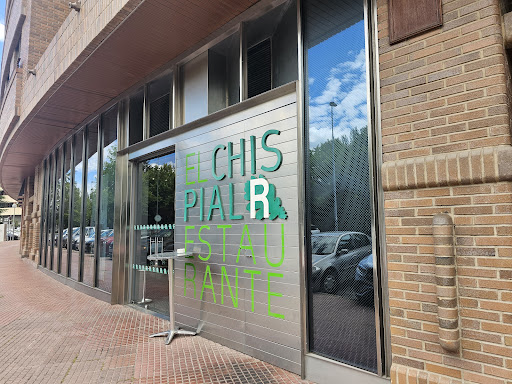 El Chispial: Deléitate en el corazón de Vitoria-Gasteiz con su exquisita comida mediterránea 24