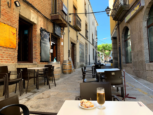 La Corneja: Sabores auténticos en un rincón encantador de Piedrahíta 18 AF1QipPFZOP Xf0LWEzql952CsGb8ozL846IrJaW9Wg
