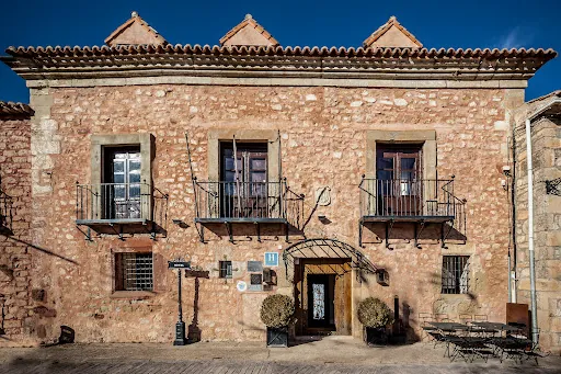 Hotel Salinas de Imon: Un refugio encantador con exquisita cocina y spa privado