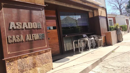 Casa Alfonso: Sabores irresistibles de asador en San Vitero 1 Casa Alfonso: Sabores irresistibles de asador en San Vitero