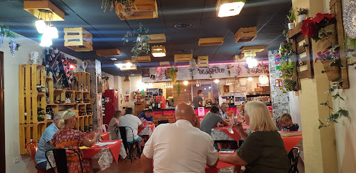 El Resspiro: Sabores mediterráneos en un acogedor rincón de Rojales 56
