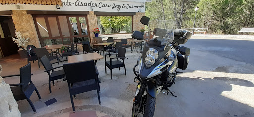 Restaurante Asador Casa Javi y Carmen: Deléitate con migas y carnes en el corazón de Santiago-Pontones 1 AF1QipPHpROZEYDMfi6go0lP1EGahMSgsWaqA4cc4J1H
