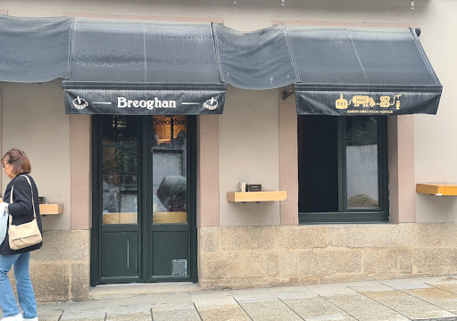 Café & bar Breoghan: Deliciosas tapas y calidez en Lugo 14 AF1QipPI9EqIB5hluKfFtfFTLGVNwKeRZLbevoFfPLGS