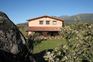 Llanto Tineo Restaurante: Delicias en Villanueva de la Vera, un festín para los sentidos 12 AF1QipPJQxqUOh QjZD1K5B0snBCJXSDJEGg F7QG xb