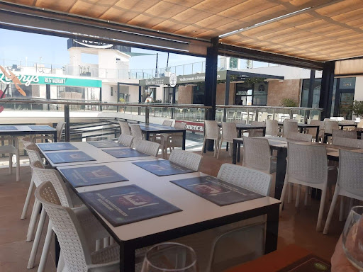 Food Castle Restaurant: Sabor italiano único en Pilar de la Horadada 1 AF1QipPJnbsYawI0Nlaf SJC1E9hcbWNieDIA K5Z0MA
