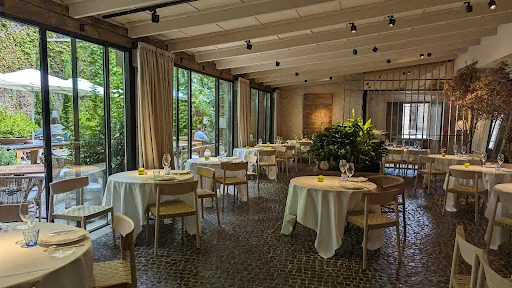 Atrio: Sabores excepcionales en un palacio histórico de Cáceres