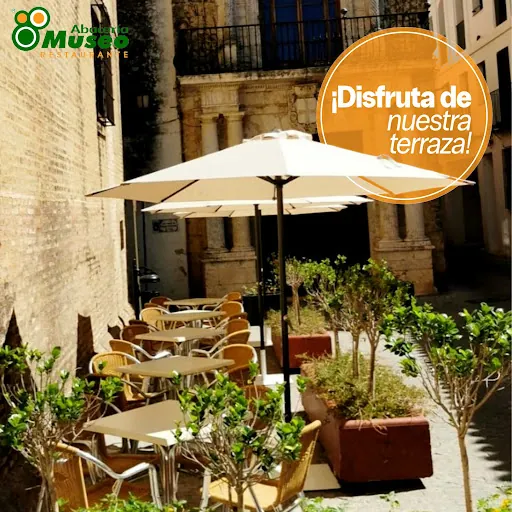 Abaceria Museo Restaurante: Sabores mediterráneos en un encantador rincón de Carmona