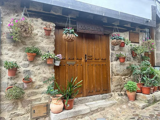 Restaurante El Ballito: Cocina casera exquisita en San Martín de Trevejo