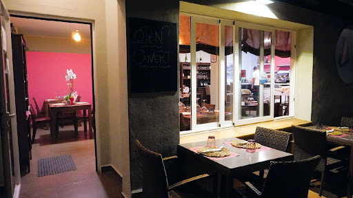 Restaurant-Bar Aux 2 Papillons: Un rincón encantador en Teulada con sabores únicos y vistas inolvidables 1 AF1QipPMXshjqQ7wYOD4pZU MtZPvVGONNayV5d1Ch9r