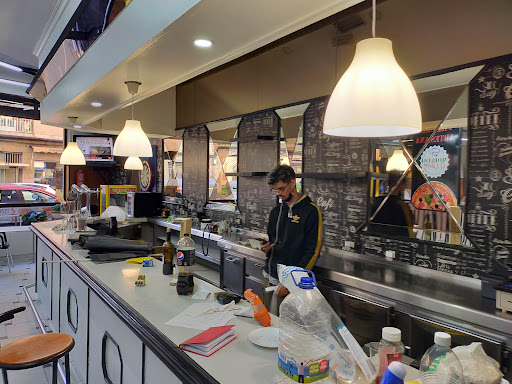 Pizzeria Moredo El Cubano: Auténtica pizza cubana en Ourense 48