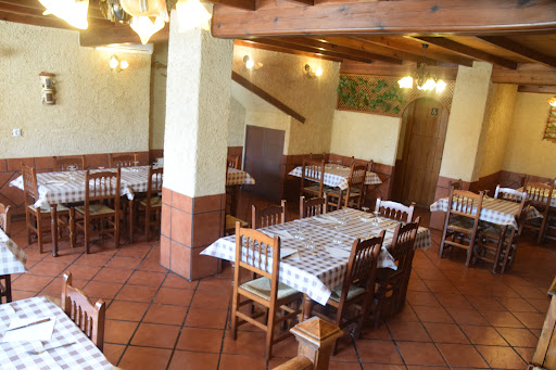 casa Raquel: Sabor auténtico en Las Majadas con comida casera excepcional 2 AF1QipPNJhB 4t0FoJ432wKbvantK9KD2JGWZTQrnMLG