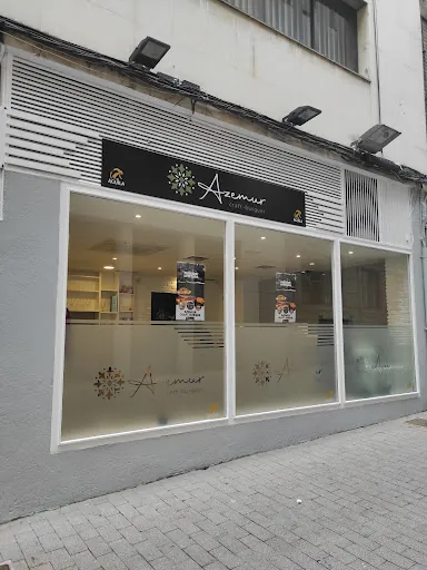 Azemur Cafe Bar: Deléitate con hamburguesas exquisitas en el corazón de Zamora