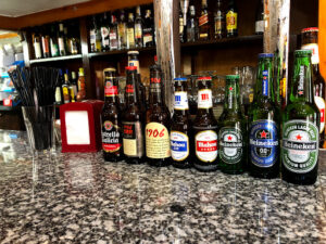 Beer House: Un rincón cervecero en Ourense con sabores únicos 4 AF1QipPRQdN6pHph66d4xztEnm Mt0MsAtQACGMLLq3F
