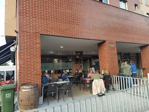 sidreria la casuca: Un rincón acogedor en Oviedo con delicias caseras 14 AF1QipPSAZyt cnoJOWGbj7Z9StbAAUjRfDilpNyibfh