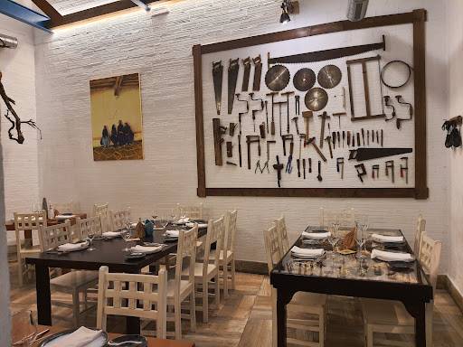 La Carpinteria-Gastrobar Restaurante: Sabores vascos en el corazón de Vigo 1