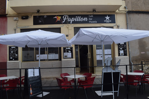 Pizzeria-cafe-bar PAPILLON: Sabor italiano en el corazón de Elda 1 AF1QipPV8QlbaGNlMT4f08i8jc785bBY6Qg 2yJyE ve
