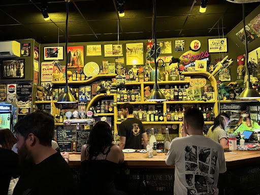 Atomic Garder: Un rincón único en Palma con buena comida y ambiente vibrante 42