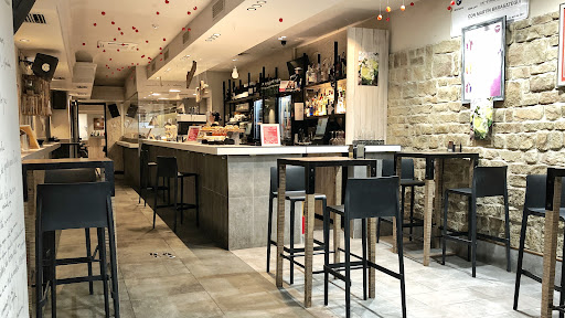 Baserri: Sabores únicos en el corazón de Pamplona 24