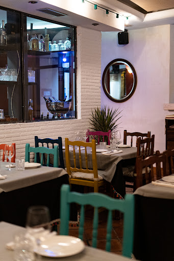 Casa Comala: Deléitate en la Judería Vieja con sabores auténticos 35 AF1QipPYZPX5NaBJVtBDFCCeOakUsQGBYj4FN12fOzvA