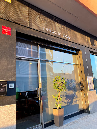 Restaurante Raúl Resino: Sabores del mar en Benicarló que enamoran 1 AF1QipPYw9RcE MXeVnDhNKKwa4uBYHfSUV VL 60NKM