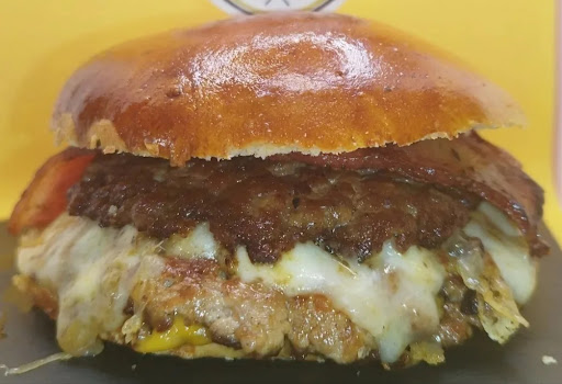 Jonatsfood: Delicias gastronómicas en el corazón de Ourense 1 AF1QipP ze1e EWBF3C8aAICCkEyMZ9mMWgujw481dLT
